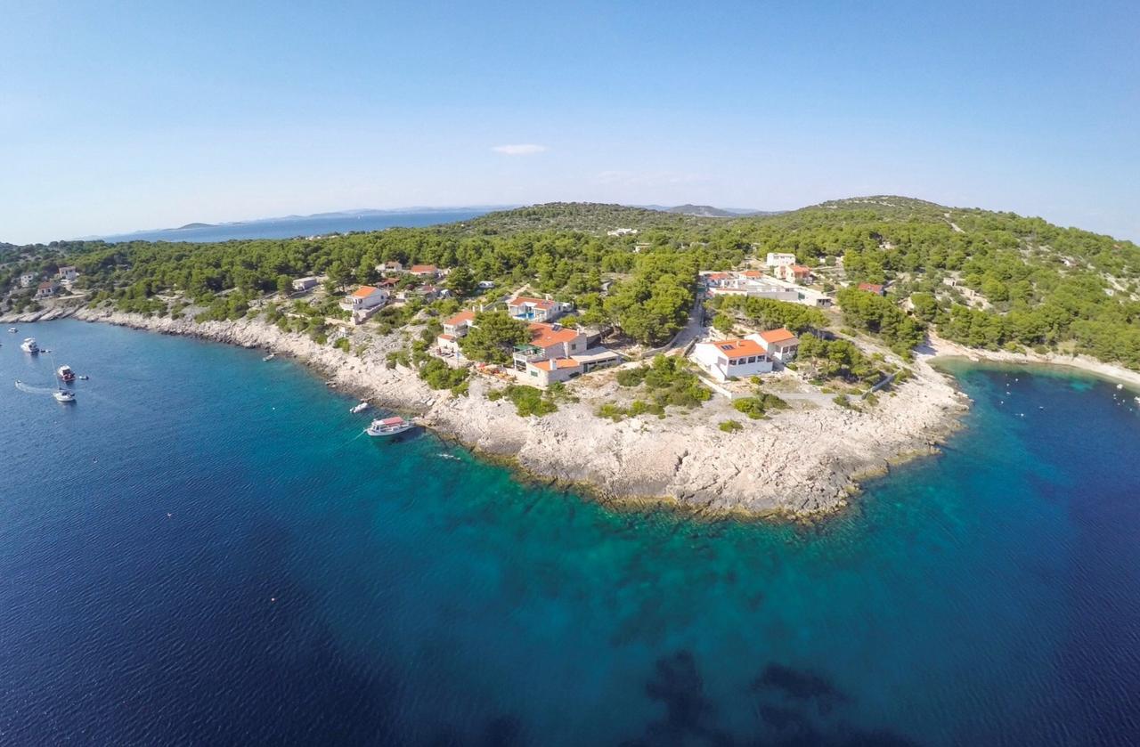 Poseidon Holiday Guesthouse Zirje Exterior photo