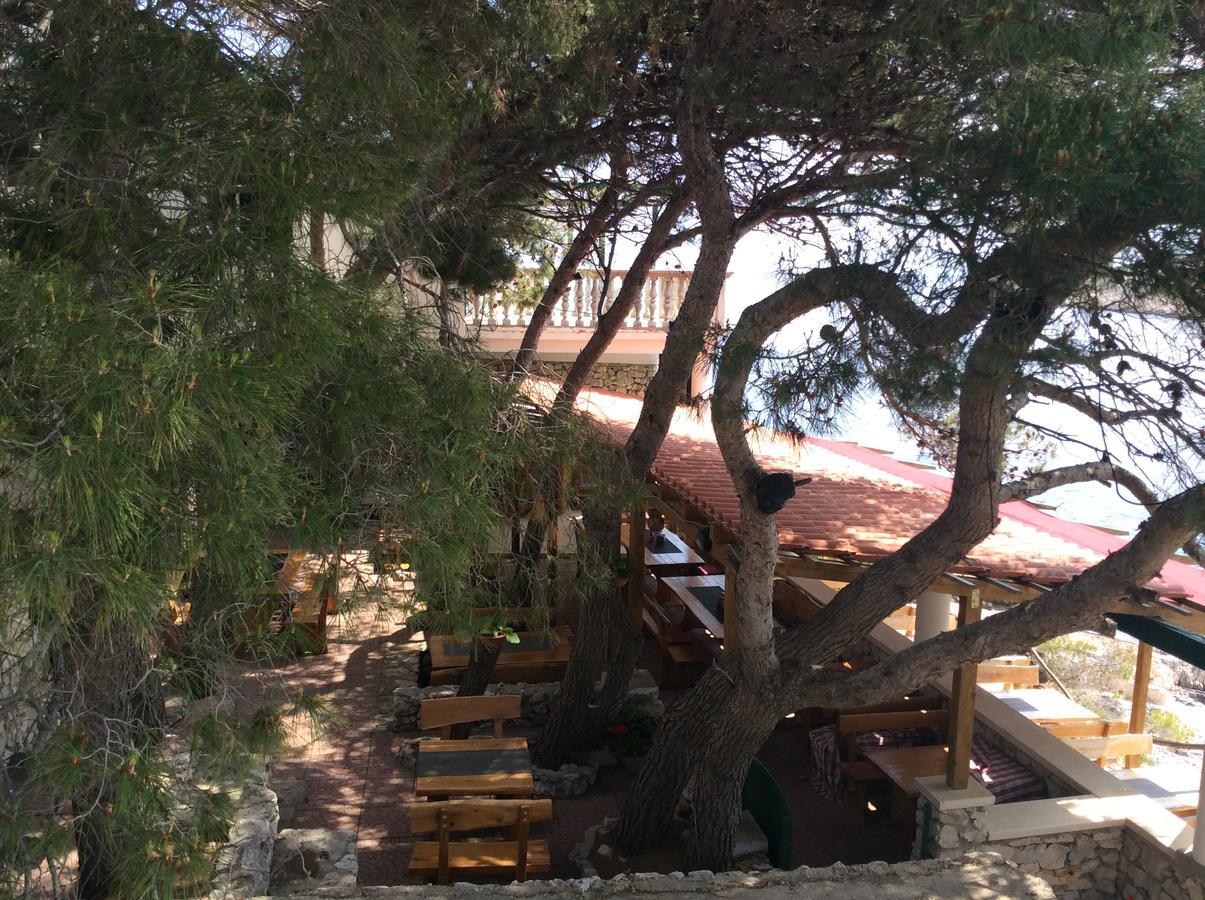 Poseidon Holiday Guesthouse Zirje Exterior photo